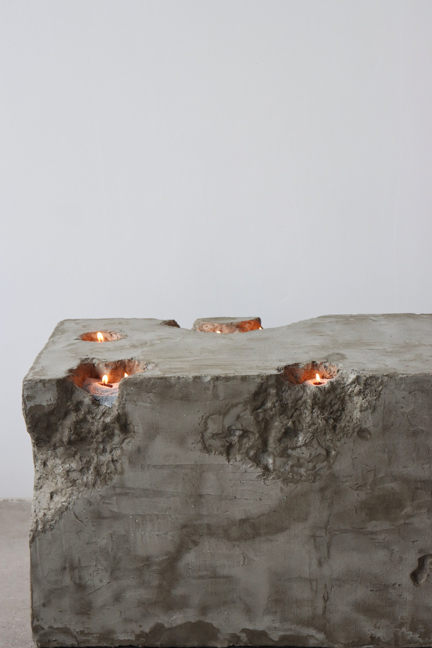 FAULTLINE | Candle Table