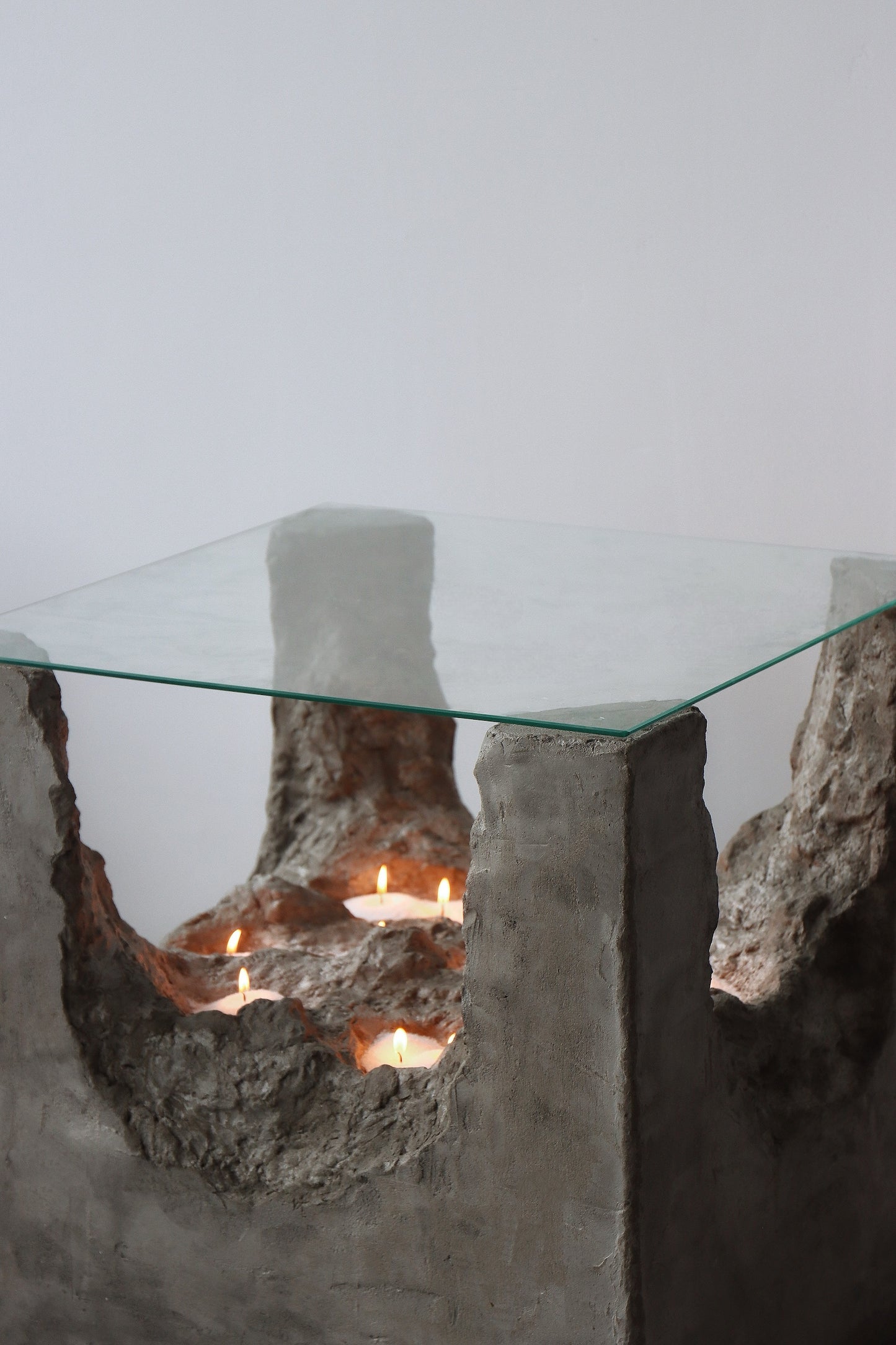 CHAMBER | Candle Table