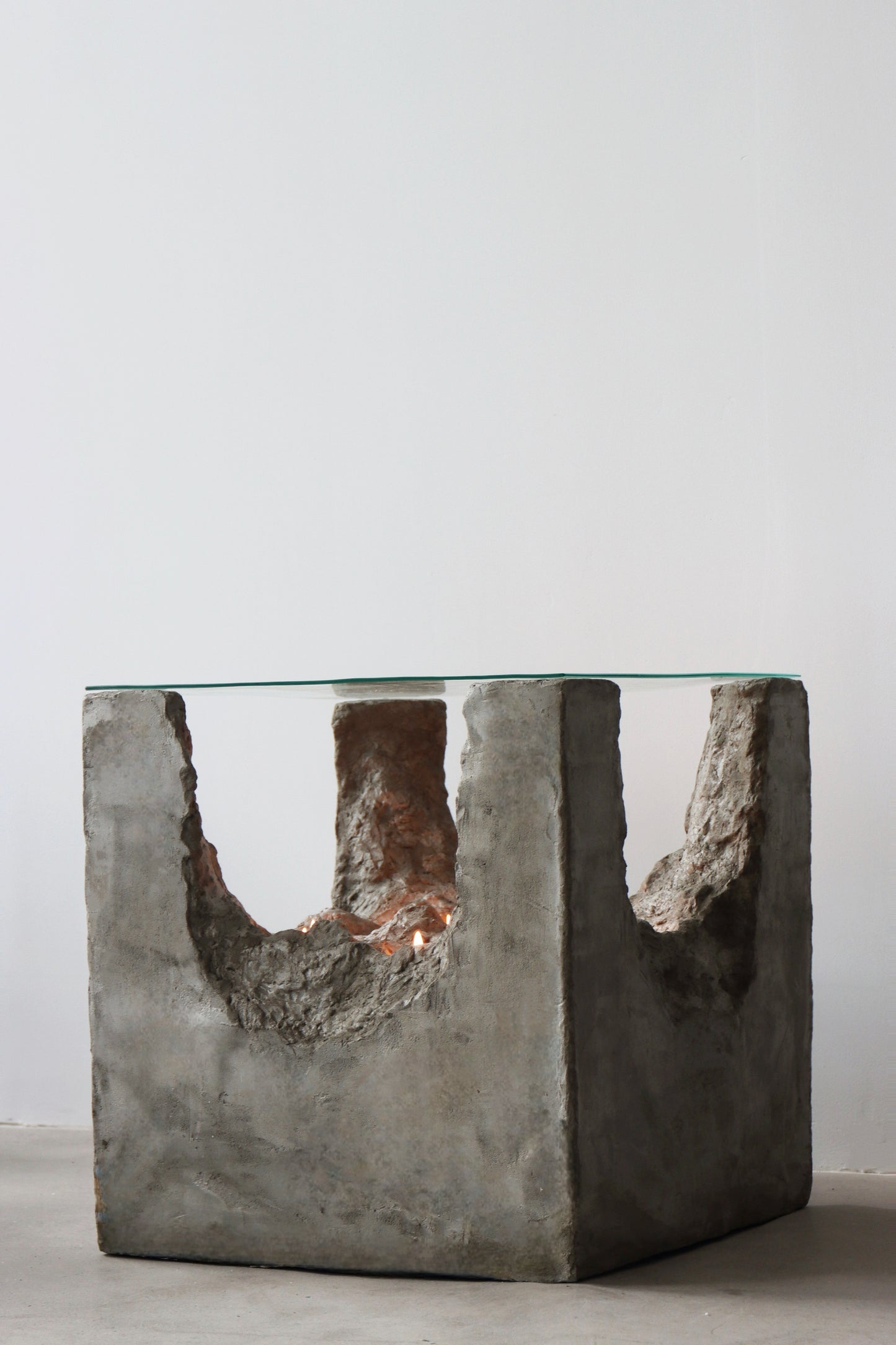 CHAMBER | Candle Table