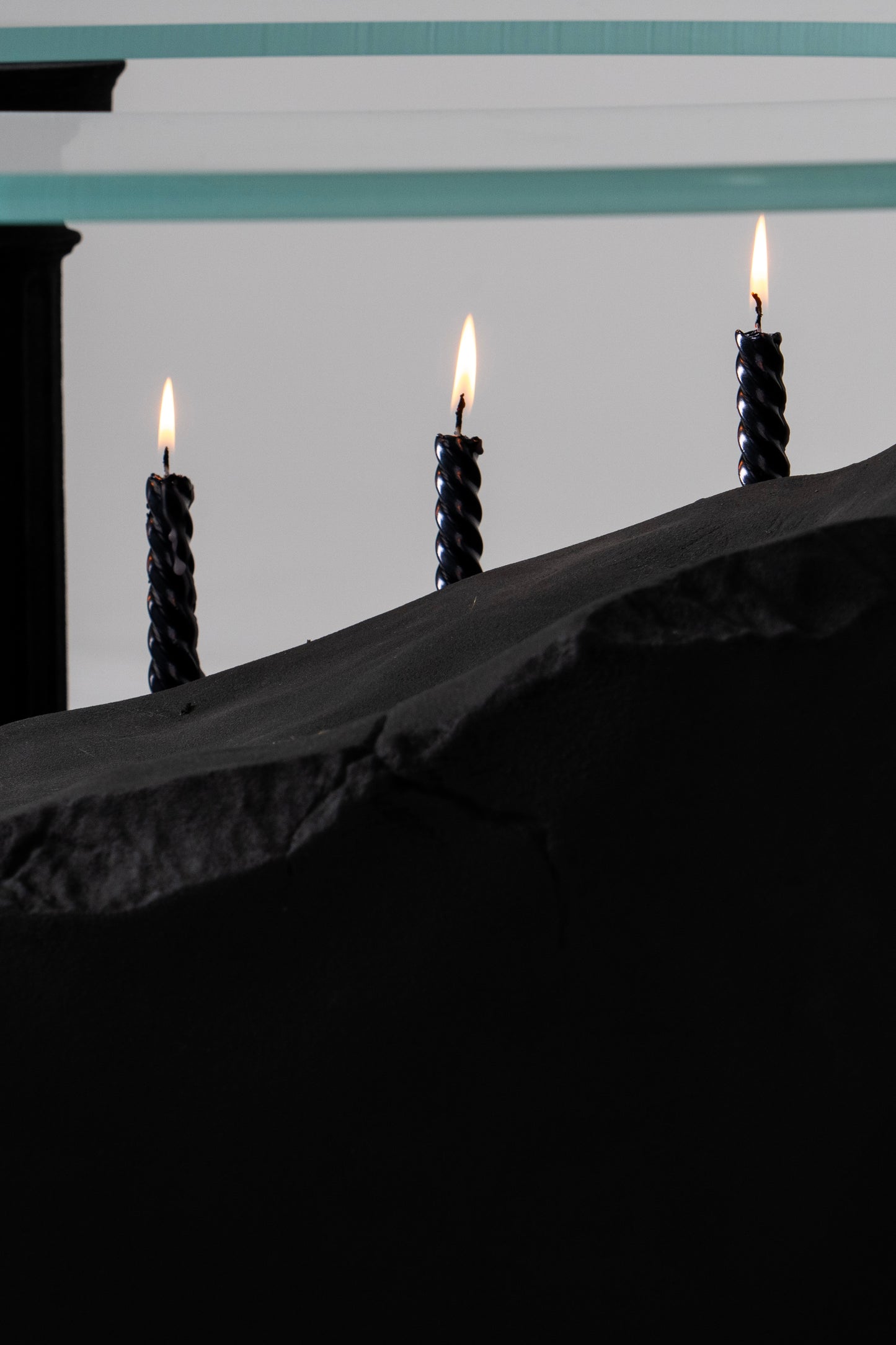 HEARTH | Candle Table
